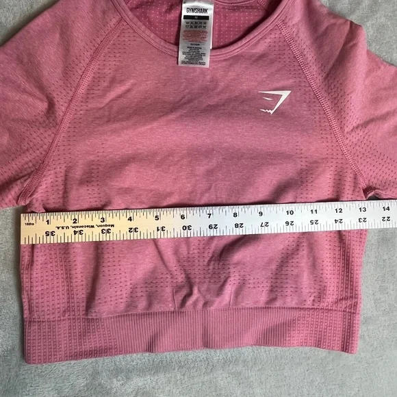 Gymshark sz M Soft Pink Long Sleeve Crop Top Athletic Workout Gym EUC - Picture 6 of 13